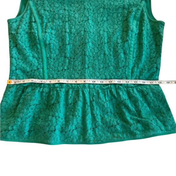 Ann Taylor Shirt Womens 12 Green Lace Blouse Turquoise Floral Peplum Cap Sleeve. - Picture 14 of 15